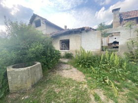 Продажба на имоти в с. Михалци, област Велико Търново - изображение 3 