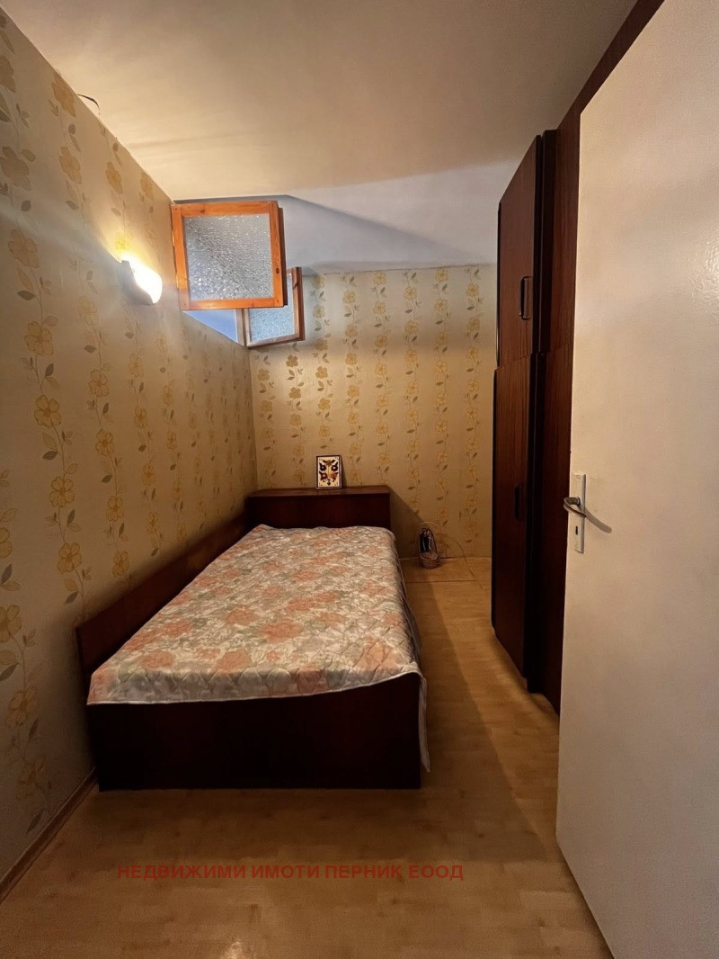Продава  3-стаен град Перник , Изток , 67 кв.м | 53428604 - изображение [7]