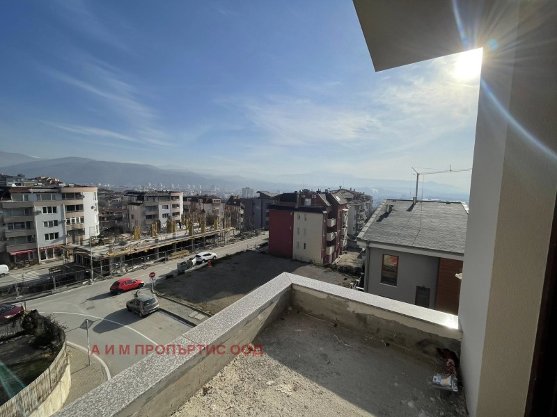 Продава 3-СТАЕН, гр. Благоевград, Освобождение, снимка 2 - Апартаменти - 53007983