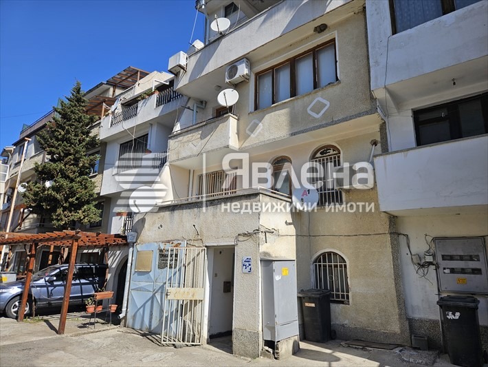 Til salg  Hus Gulv region Burgas , Sveti Vlas , 95 kvm | 96644162