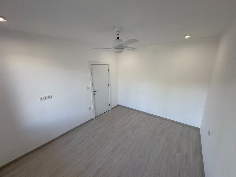 Продава КЪЩА, с. Хан Крум, област Шумен, снимка 5 - Къщи - 48704277