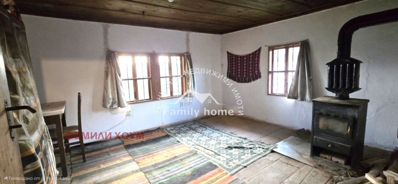 Продава КЪЩА, гр. Елена, област Велико Търново, снимка 8 - Къщи - 52432311