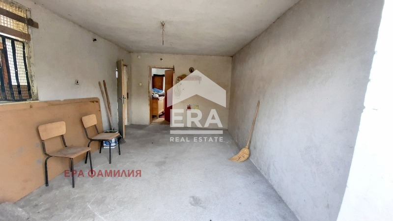 Продава КЪЩА, с. Чорул, област София област, снимка 7 - Къщи - 56356301