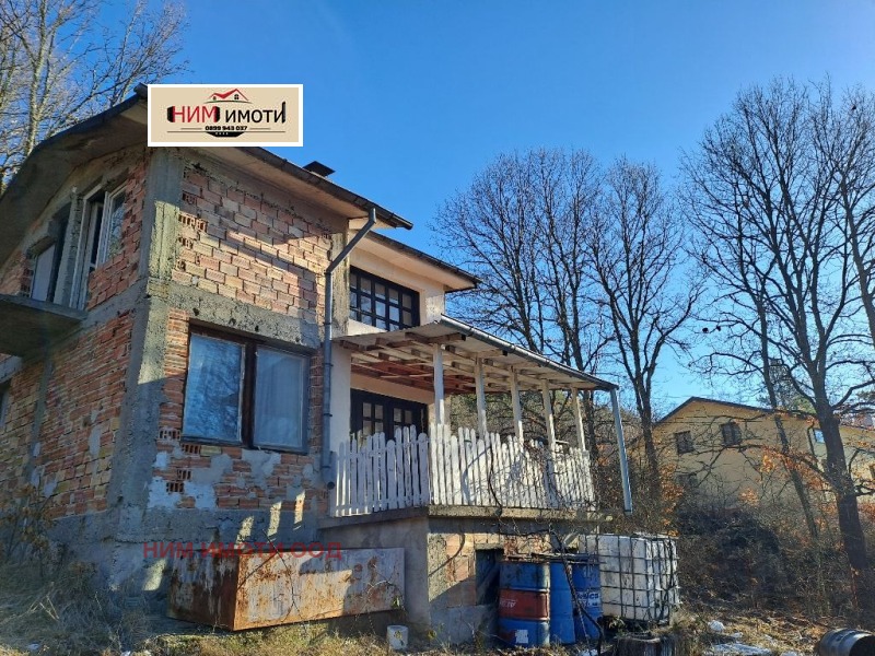 Продава ВИЛА, с. Дръмша, област София област