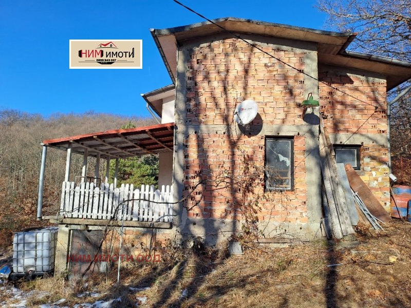 Продава ВИЛА, с. Дръмша, област София област, снимка 2 - Вили - 53523086