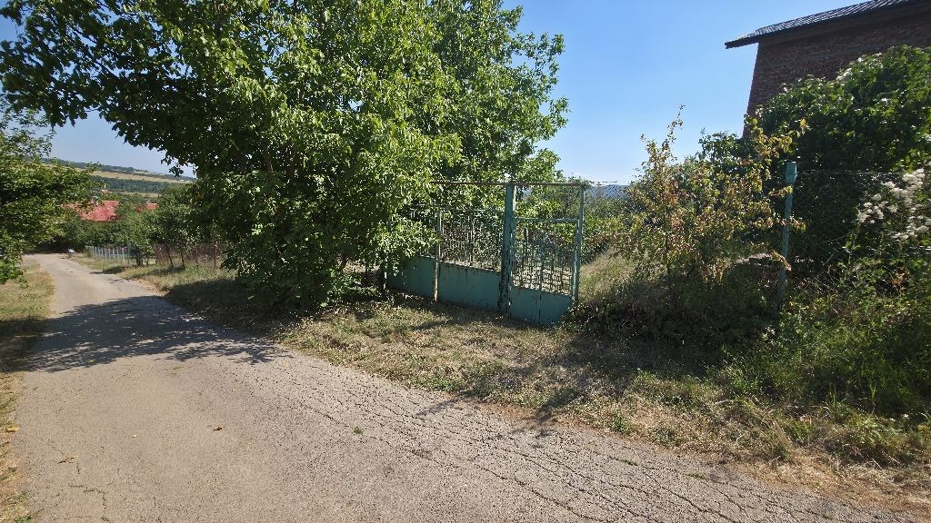 Продава КЪЩА, с. Лобош, област Перник, снимка 17 - Къщи - 56139485