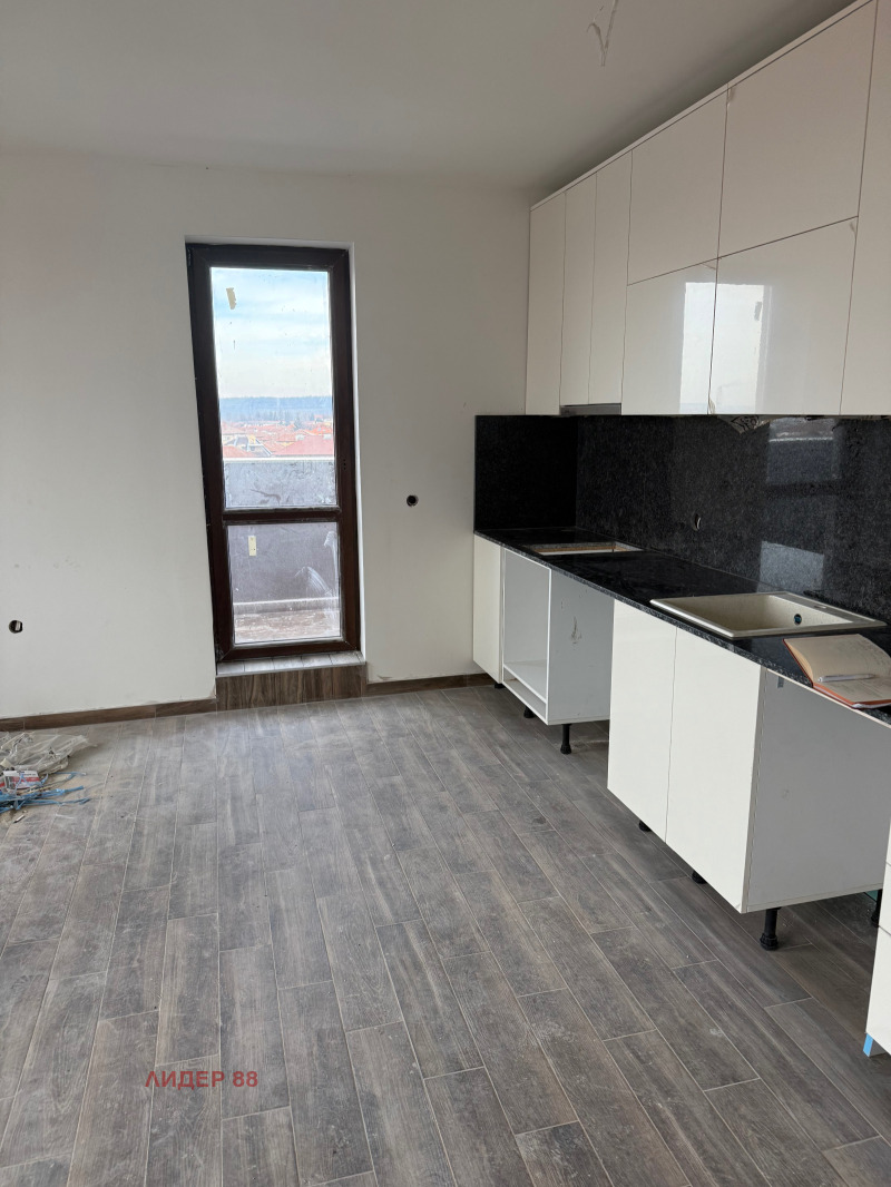 Продава  3-стаен град Плевен , Широк център , 119 кв.м | 92291922 - изображение [2]