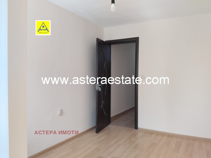 Продава  4-стаен град Благоевград , Еленово 2 , 92 кв.м | 92404679 - изображение [14]