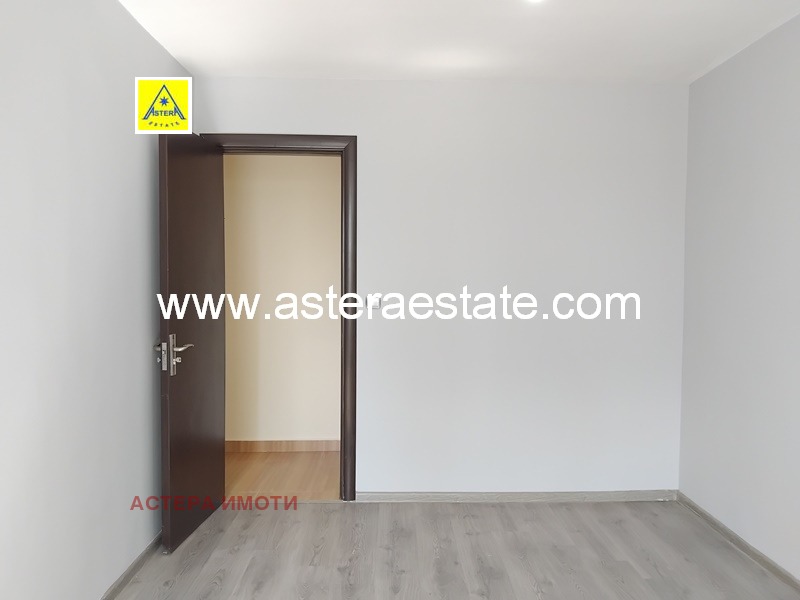 Продава  4-стаен град Благоевград , Еленово 2 , 92 кв.м | 92404679 - изображение [17]