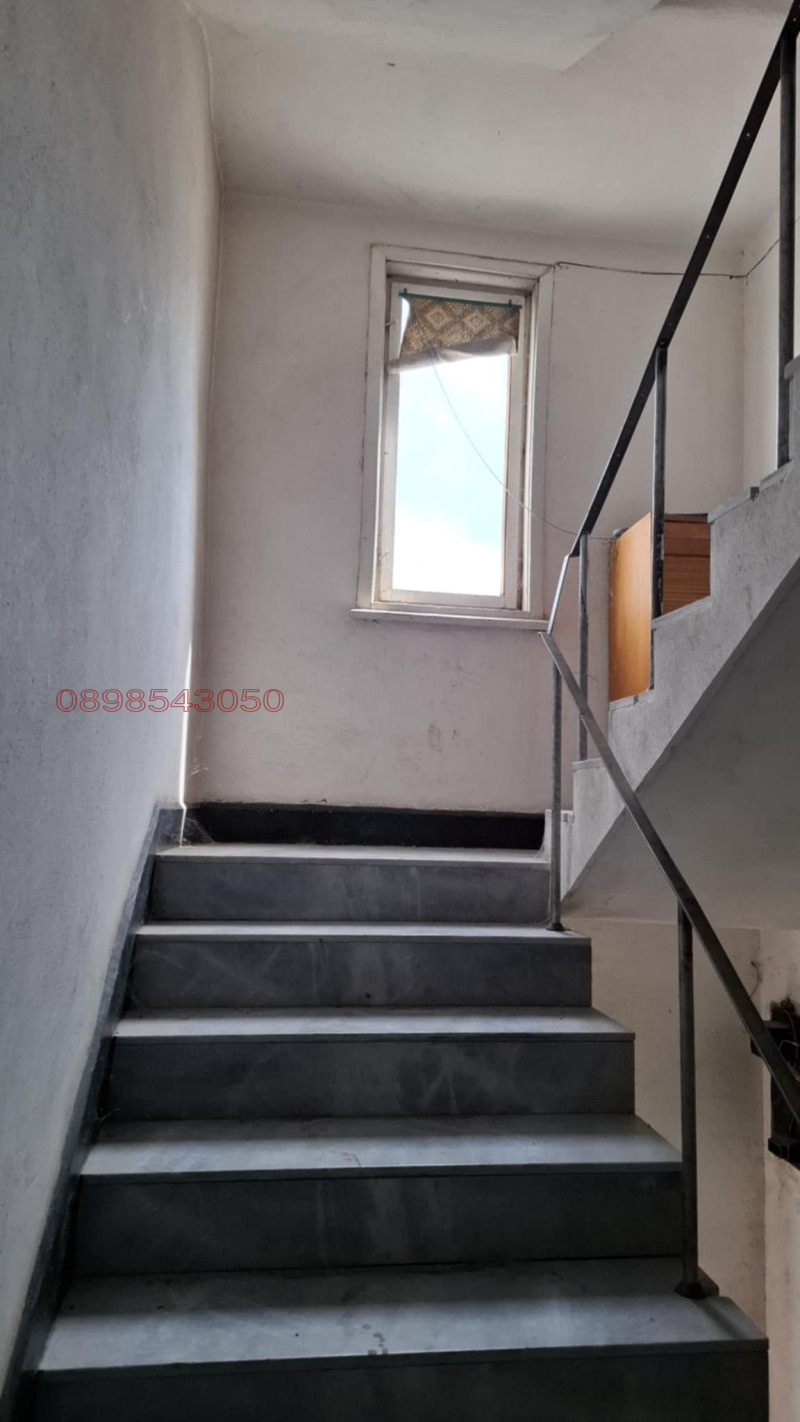 Продава КЪЩА, гр. Дупница, област Кюстендил, снимка 15 - Къщи - 52786085