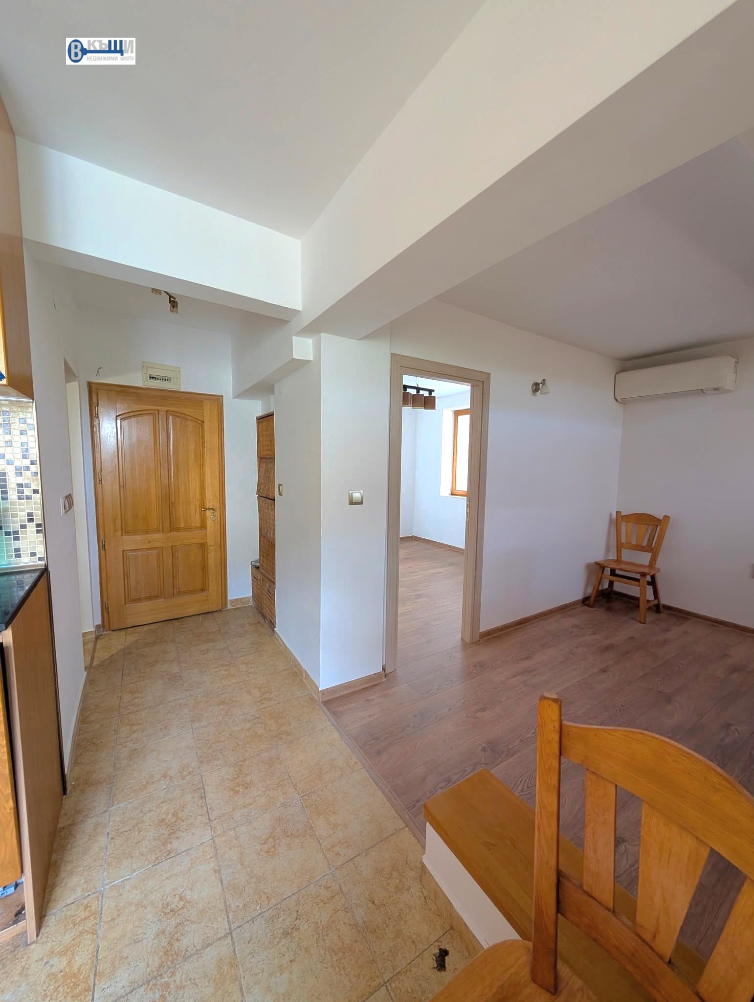 Продава 2-СТАЕН, гр. Велико Търново, Център, снимка 4 - Апартаменти - 54939188