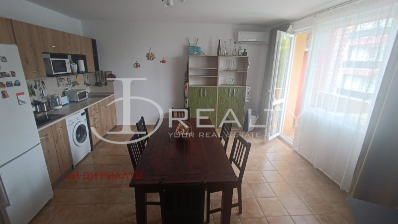 Продава  2-стаен област Бургас , с. Равда , 76 кв.м | 92936473