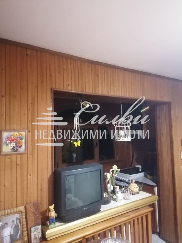 Продава 2-СТАЕН, гр. Шумен, 5-ти полк, снимка 4 - Апартаменти - 53997718