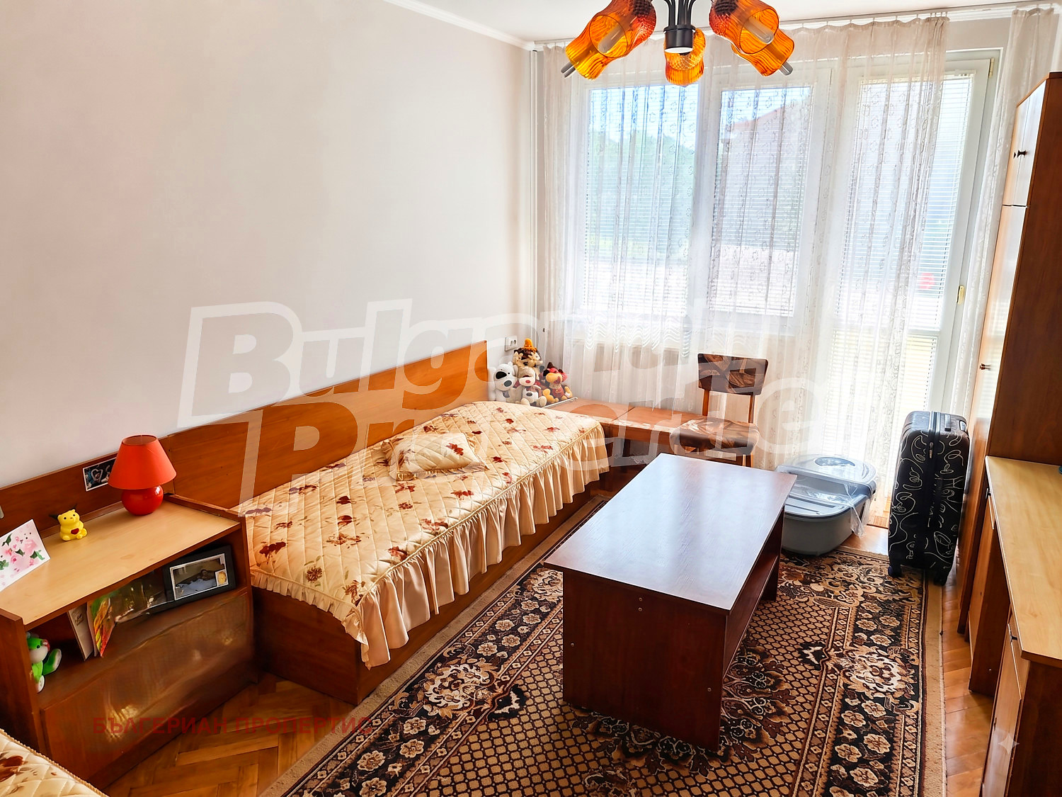 Продава 4-СТАЕН, гр. Шумен, Център, снимка 9 - Апартаменти - 55625742