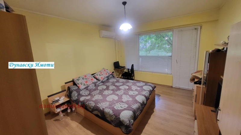 Продава  3-стаен, град Русе, Дружба 3 •  101 500 € • ID 71946104 — holmes.bg - [1] 