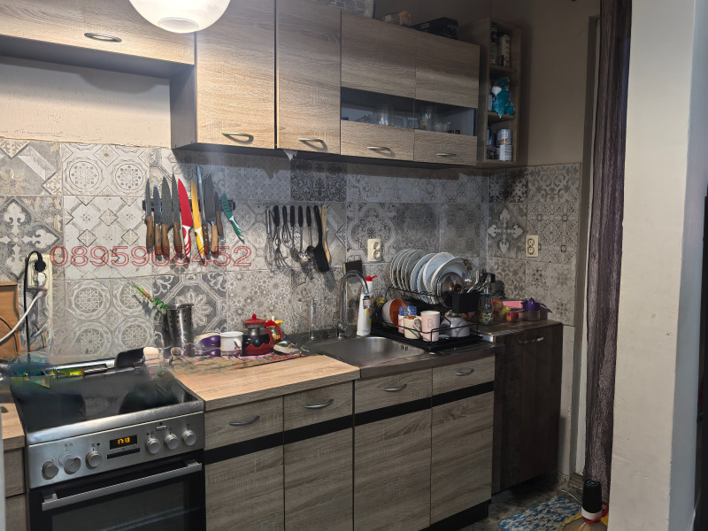 Продава МНОГОСТАЕН, гр. Стара Загора, Център, снимка 7 - Апартаменти - 52971884