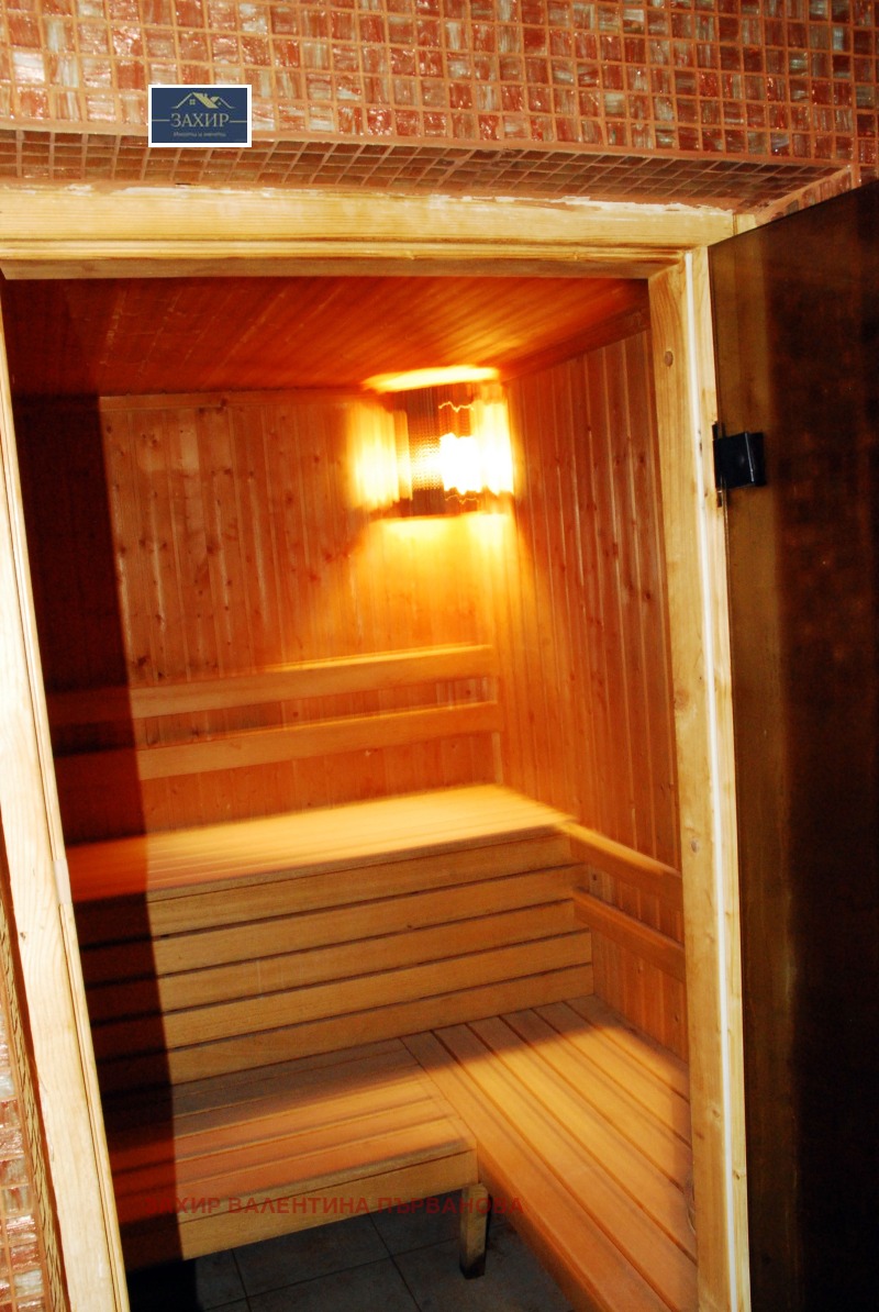 Продава ХОТЕЛ, гр. Хисаря, област Пловдив, снимка 15 - Хотели - 53429778