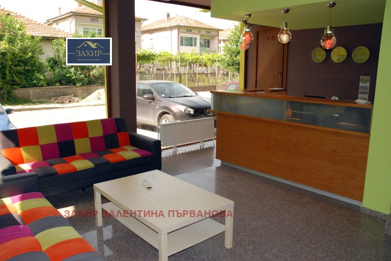 Продава ХОТЕЛ, гр. Хисаря, област Пловдив, снимка 14 - Хотели - 53429778