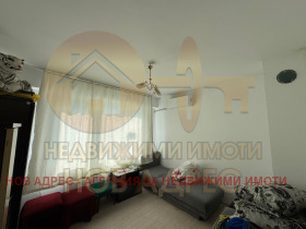 1 ložnice Zapad 3, Targovište
