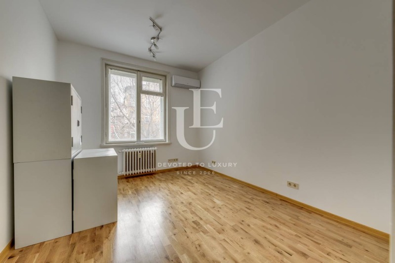 Продава  3-стаен град София , Център , 84 кв.м | 30059797 - изображение [2]