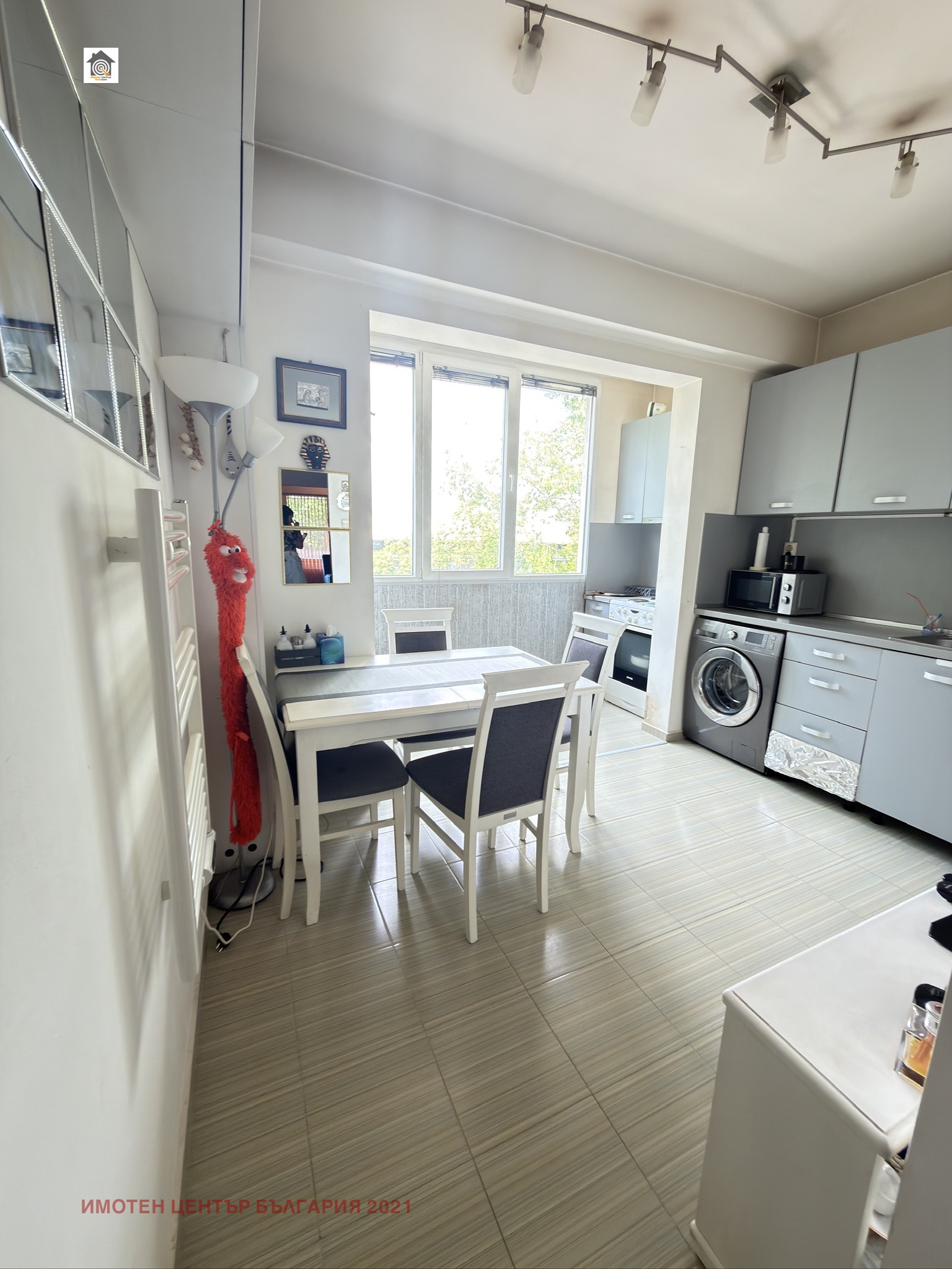 Продава  3-стаен град София , Толстой , 60 кв.м | 64783034
