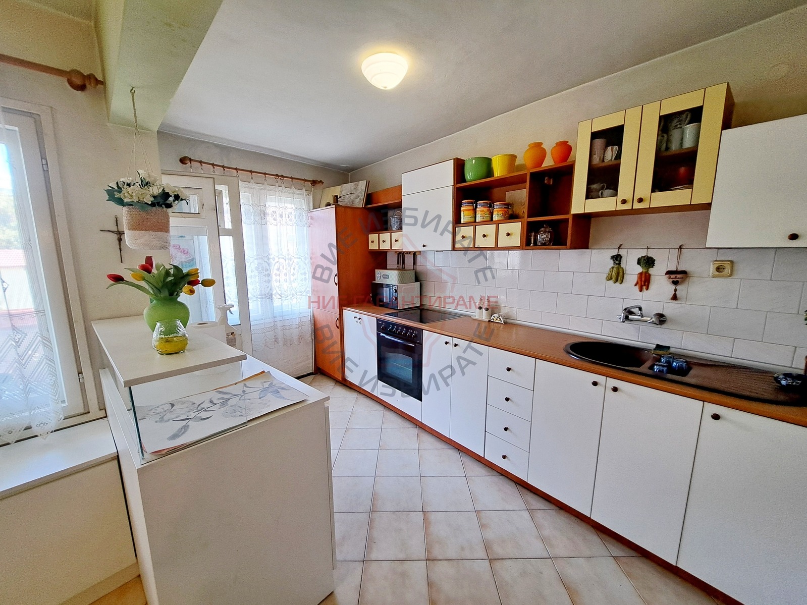 Продава 3-СТАЕН, гр. Варна, Колхозен пазар, снимка 3 - Апартаменти - 56215237