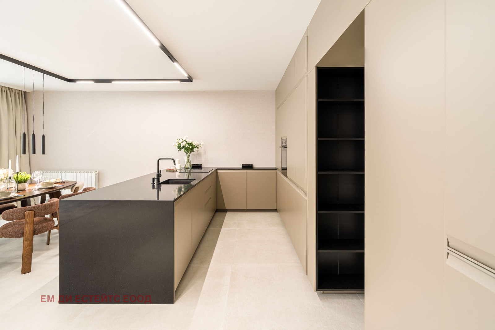 Продава 4-СТАЕН, гр. София, Павлово, снимка 5 - Апартаменти - 53718059