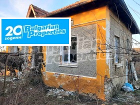 Продажба на имоти в с. Върбица, област Велико Търново - изображение 14 