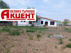 Продажба на имоти в с. Поликраище, област Велико Търново - изображение 1 
