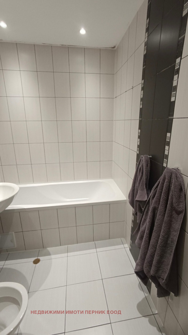 Myytävänä  1 makuuhuone Pernikin alue , Radomir , 67 neliömetriä | 11393954 - kuva [14]