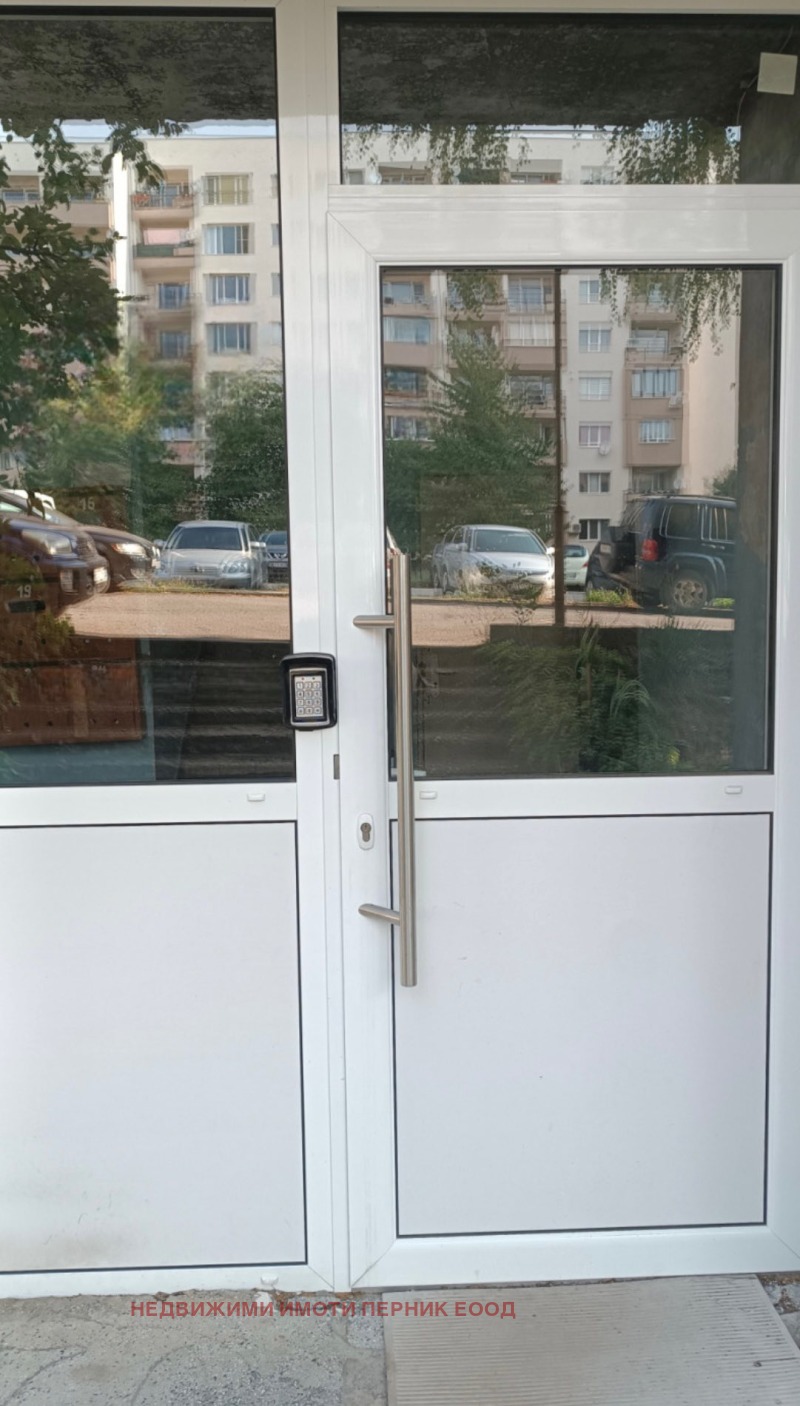 Myytävänä  1 makuuhuone Pernikin alue , Radomir , 67 neliömetriä | 11393954 - kuva [15]