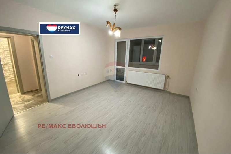 Продава 3-СТАЕН, гр. Разград, Център, снимка 12 - Aпартаменти - 49166111