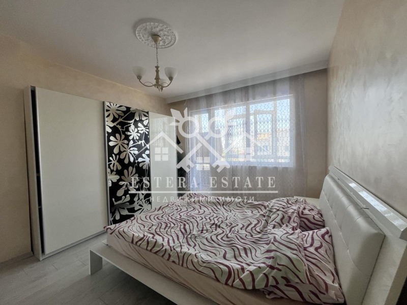 Продава  3-стаен град Шумен , Добруджански , 87 кв.м | 98584748 - изображение [3]