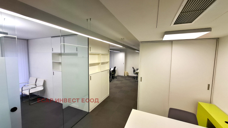 Продава ОФИС, гр. София, Център