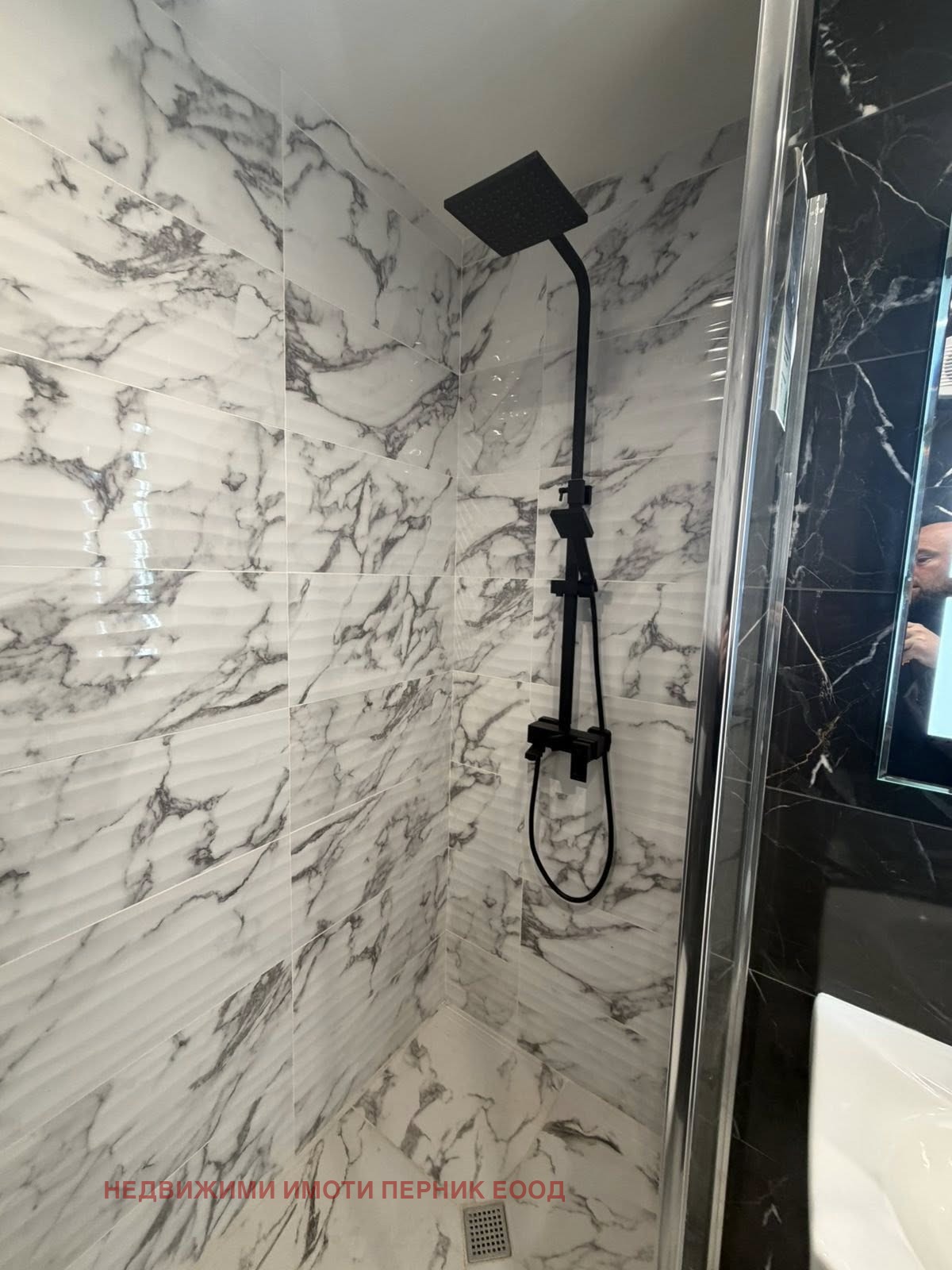 Продава 2-СТАЕН, гр. Перник, Изток, снимка 3 - Апартаменти - 53704209