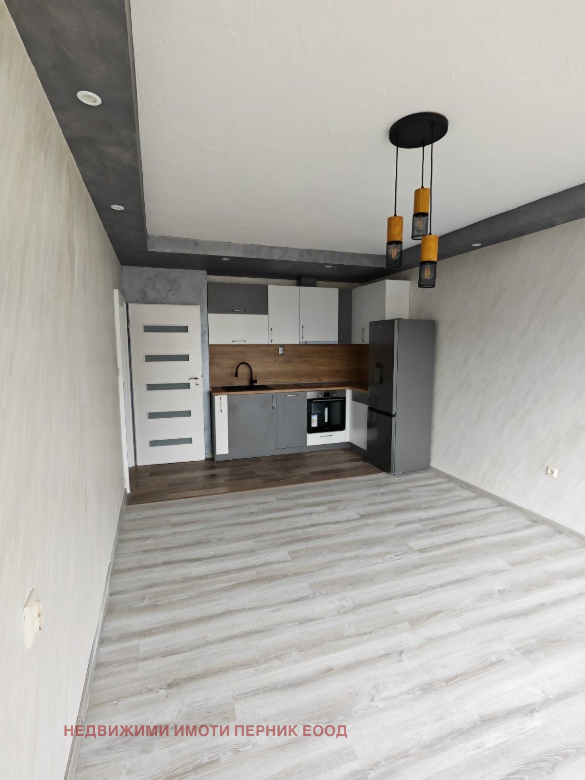 Продава 2-СТАЕН, гр. Перник, Изток, снимка 10 - Апартаменти - 53704209