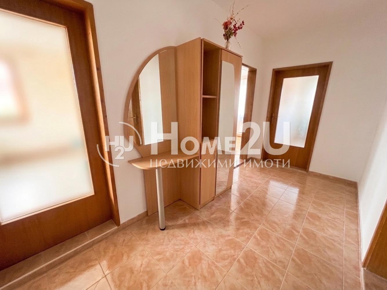 Продава ЕТАЖ ОТ КЪЩА, гр. Аксаково, област Варна, снимка 8 - Етаж от къща - 54203595