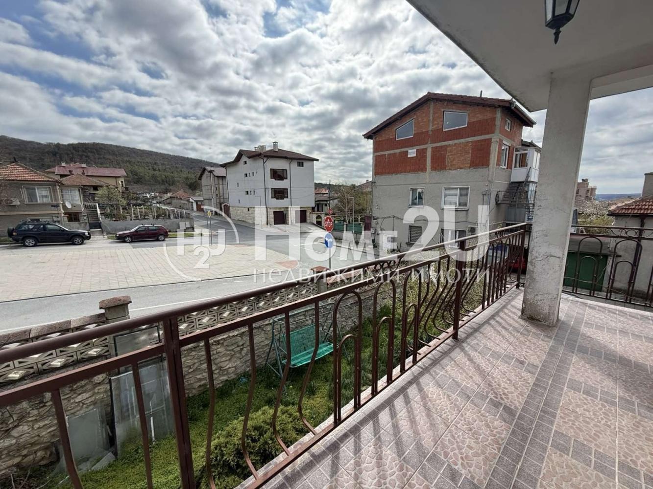 Продава ЕТАЖ ОТ КЪЩА, гр. Аксаково, област Варна, снимка 6 - Етаж от къща - 54203595