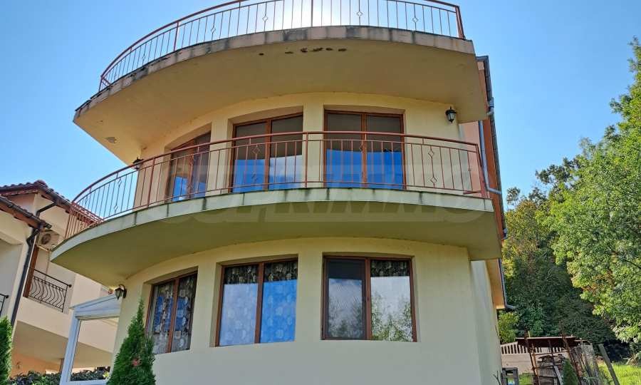 Продава КЪЩА, гр. Приморско, област Бургас, снимка 2 - Къщи - 42512436