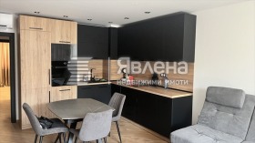 1 Schlafzimmer k.k. Sw.Sw. Konstantin i Elena, Warna
