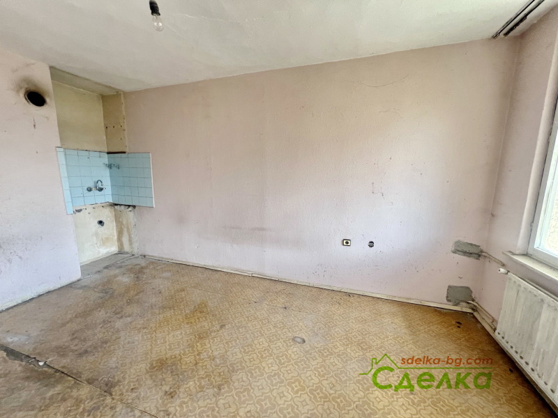 In vendita  Studio Gabrovo , Diado Dianko , 42 mq | 39385404 - Immagine [3]