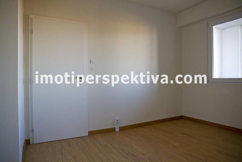 Продава 3-СТАЕН, гр. Пловдив, Кючук Париж, снимка 12 - Aпартаменти - 47852013