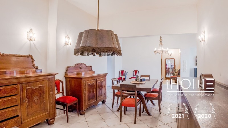 In vendita  3+ camere da letto Sofia , Tsentar , 218 mq | 33329661