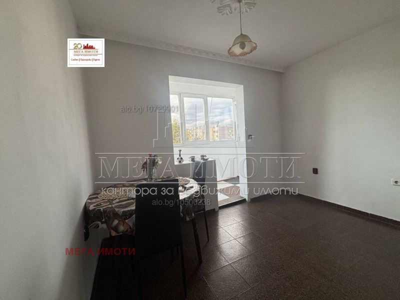 Продава МНОГОСТАЕН, гр. Бургас, Възраждане, снимка 3 - Апартаменти - 52482456