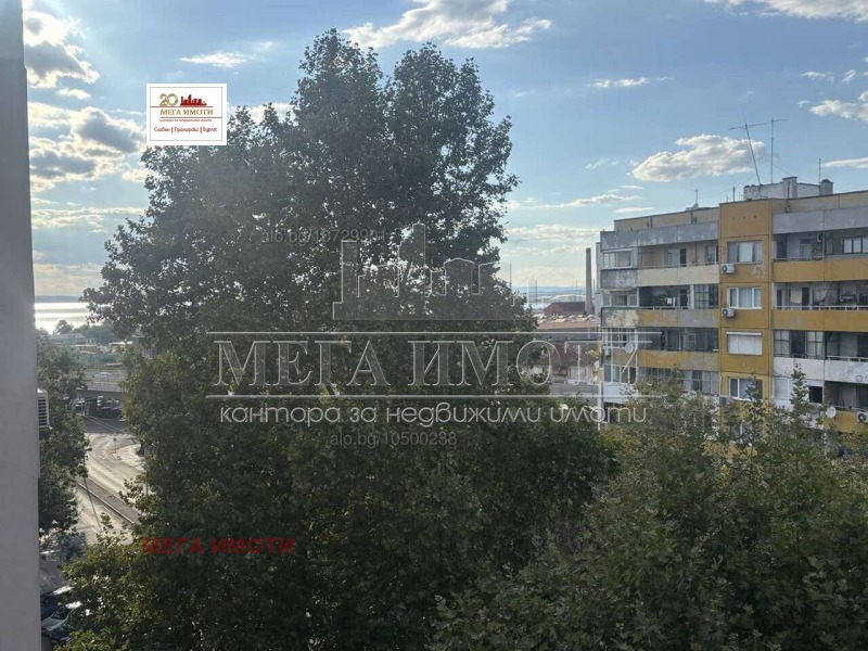 Продава МНОГОСТАЕН, гр. Бургас, Възраждане, снимка 8 - Апартаменти - 52482456