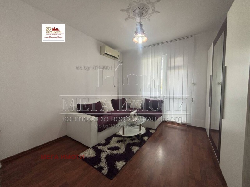 Продава МНОГОСТАЕН, гр. Бургас, Възраждане, снимка 2 - Апартаменти - 52482456