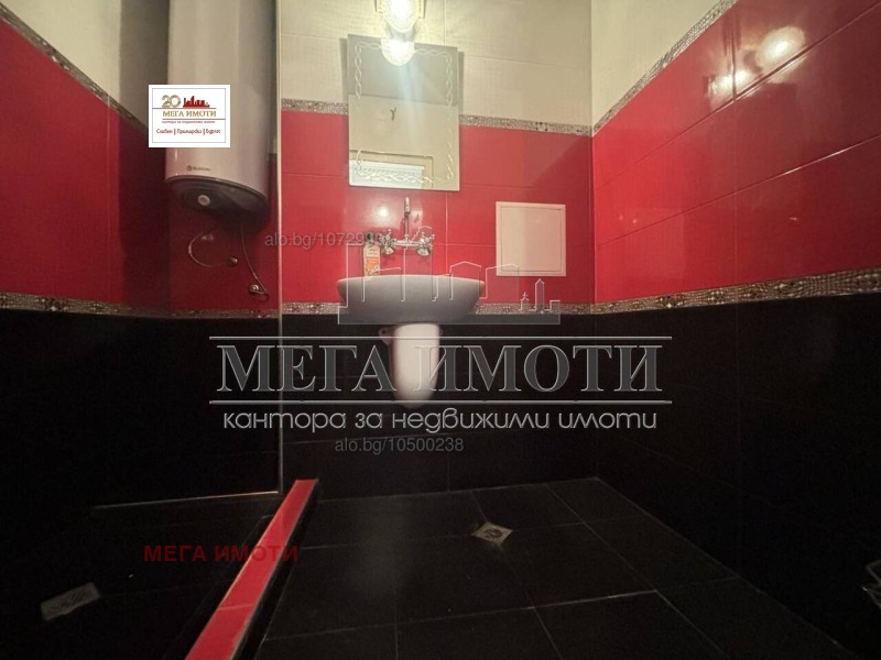 Продава МНОГОСТАЕН, гр. Бургас, Възраждане, снимка 13 - Апартаменти - 52482456