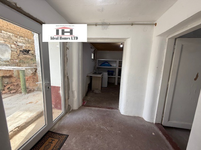 Продава  Къща област Велико Търново , с. Горско Калугерово , 195 кв.м | 83149129 - изображение [4]