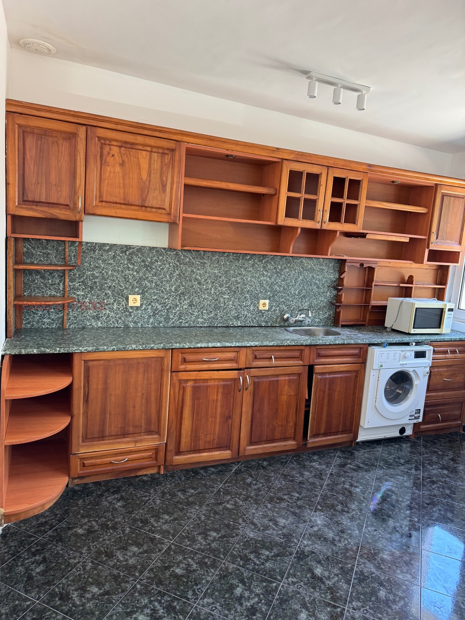 Продава ЕТАЖ ОТ КЪЩА, гр. Мездра, област Враца, снимка 10 - Етаж от къща - 55667692