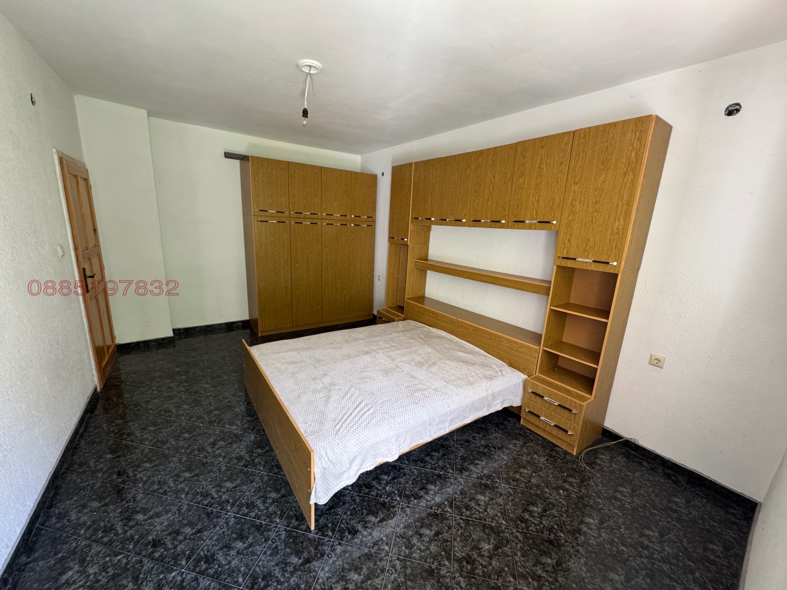 Продава ЕТАЖ ОТ КЪЩА, гр. Мездра, област Враца, снимка 4 - Етаж от къща - 55667692